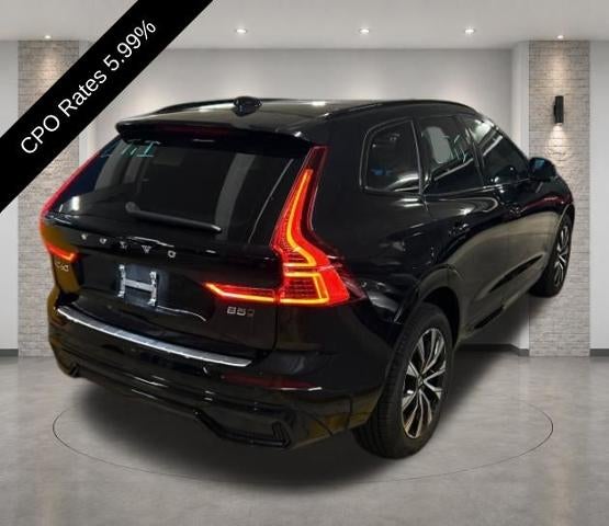 2023 Volvo XC60 B5 AWD Plus Dark Theme