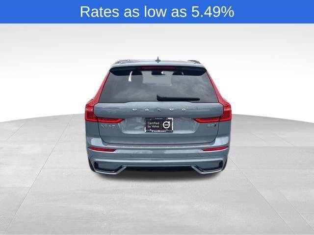 2023 Volvo XC60 B5 AWD Ultimate Dark Theme