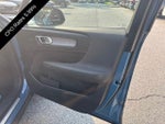 2023 Volvo XC40 B5 AWD Ultimate Bright Theme