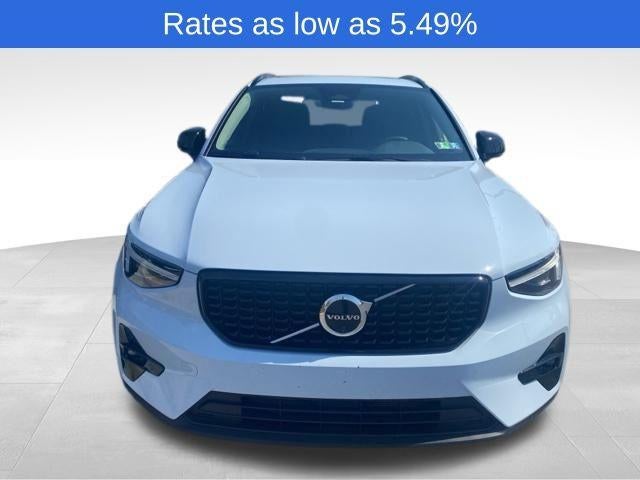 2026 Volvo XC40 B5 AWD Plus