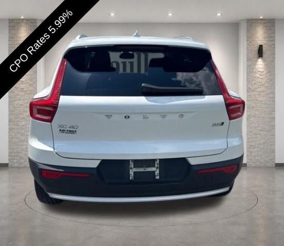 2024 Volvo XC40 B5 AWD Plus Bright Theme