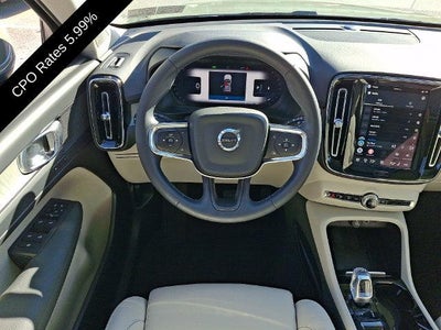 2024 Volvo XC40 B5 AWD Plus Bright Theme