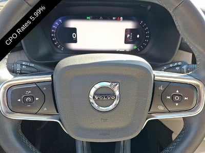 2024 Volvo XC40 B5 AWD Plus Bright Theme