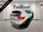 2024 Volvo XC40 B5 AWD Plus Bright Theme