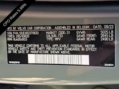 2024 Volvo XC40 B5 AWD Plus Bright Theme