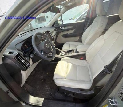 2024 Volvo XC40 B5 AWD Plus Bright Theme