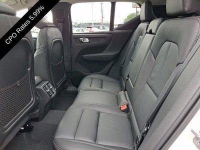 2024 Volvo XC40 B5 AWD Plus Bright Theme