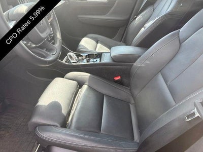 2024 Volvo XC40 B5 AWD Plus Dark Theme