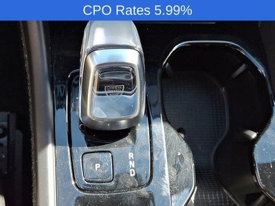 2024 Volvo XC40 B5 AWD Plus Dark Theme