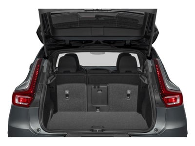 2024 Volvo XC40 B5 AWD Ultimate Dark Theme