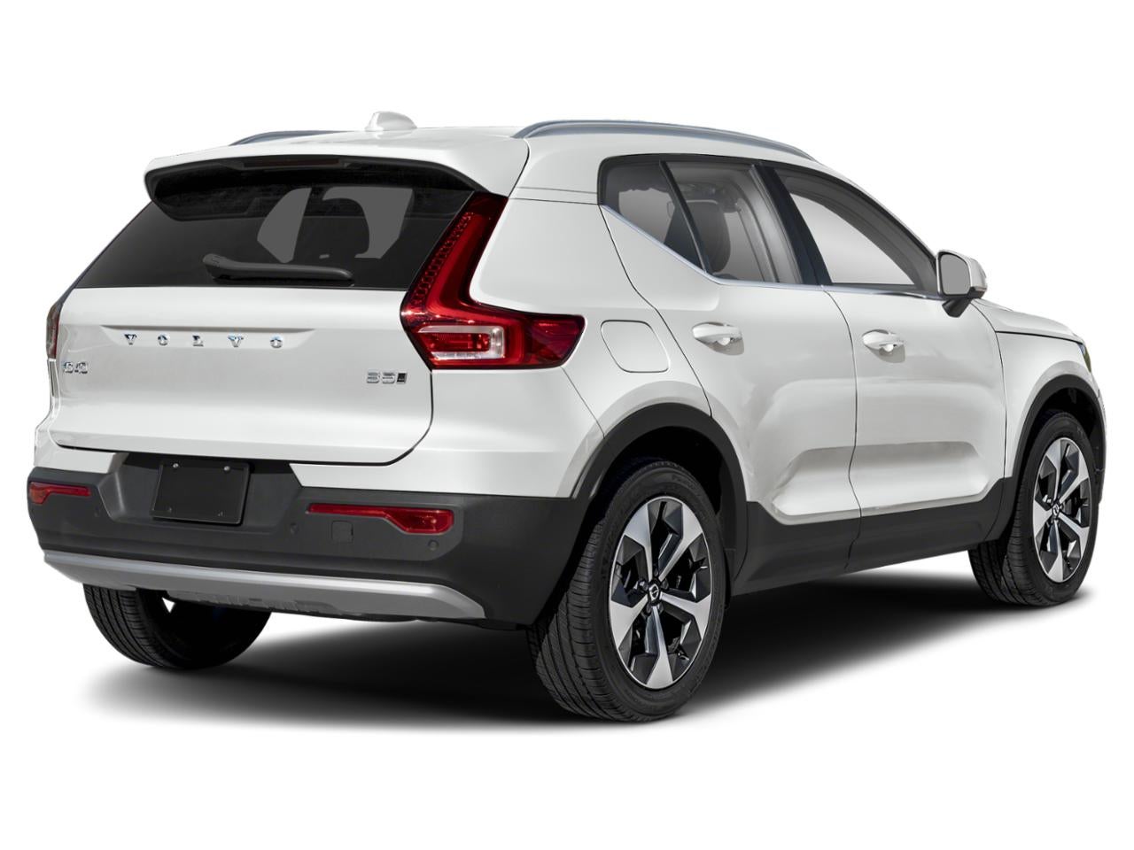 2024 Volvo XC40 B5 AWD Ultimate Dark Theme