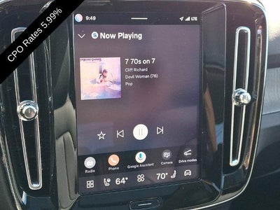 2025 Volvo XC40 B5 AWD Ultra Dark Theme