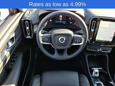 2023 Volvo XC40 B5 AWD Plus Bright Theme