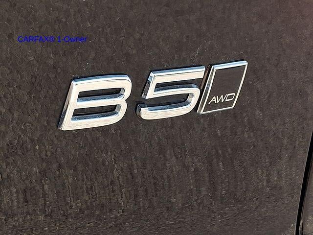 2023 Volvo XC40 B5 AWD Plus Bright Theme