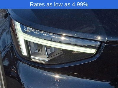 2023 Volvo XC40 B5 AWD Plus Bright Theme