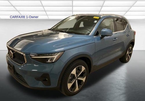 2023 Volvo XC40 B5 AWD Plus Bright Theme