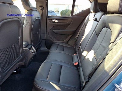 2023 Volvo XC40 B5 AWD Plus Bright Theme