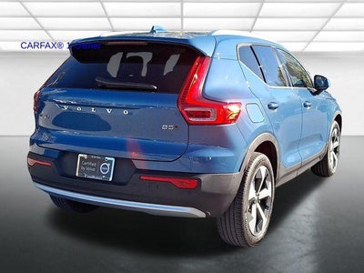 2023 Volvo XC40 B5 AWD Plus Bright Theme