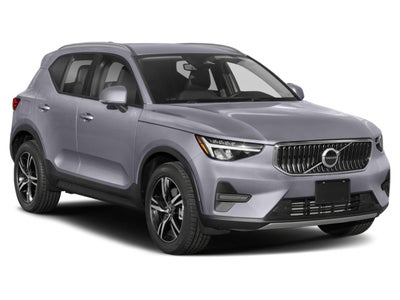 2023 Volvo XC40 B5 AWD Plus Bright Theme