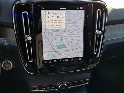 2023 Volvo XC40 B5 AWD Plus Dark Theme