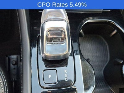 2023 Volvo XC40 B5 AWD Plus Dark Theme
