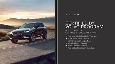 2023 Volvo XC40 B5 AWD Plus Dark Theme