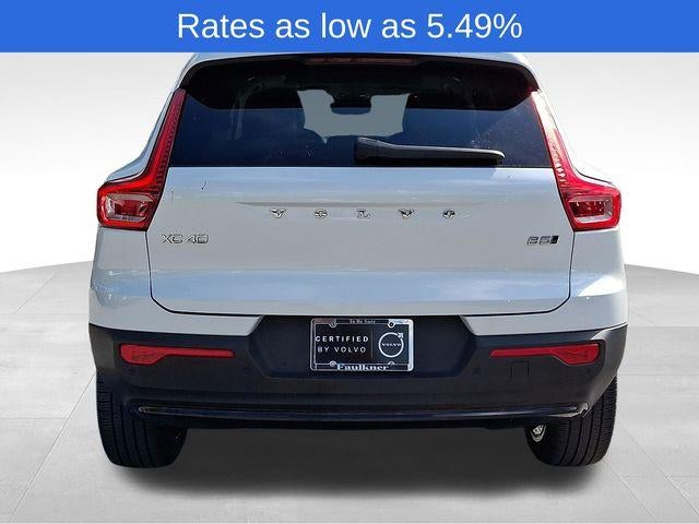 2023 Volvo XC40 B5 AWD Plus Dark Theme