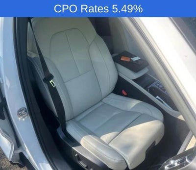 2023 Volvo XC40 B5 AWD Plus Dark Theme