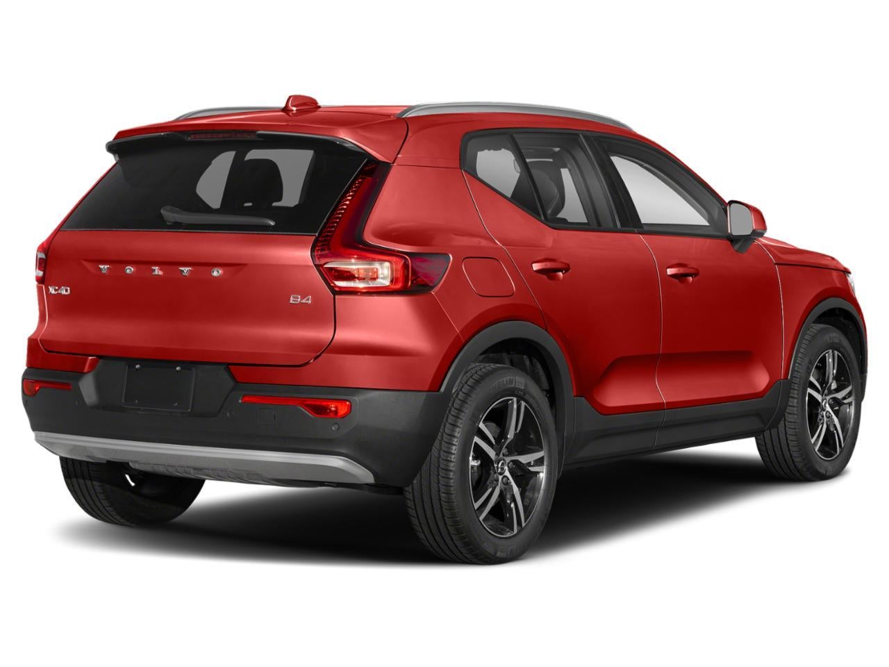 2023 Volvo XC40 B5 AWD Plus Dark Theme