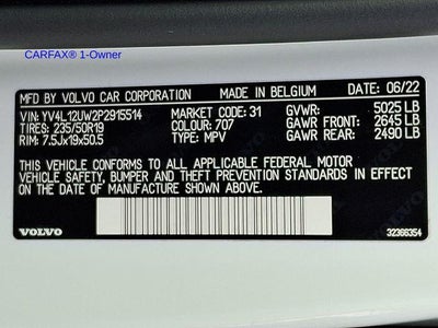 2023 Volvo XC40 B5 AWD Plus Dark Theme