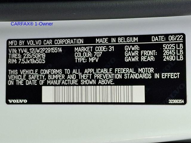 2023 Volvo XC40 B5 AWD Plus Dark Theme