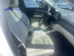 2023 Volvo XC40 B5 AWD Plus Dark Theme
