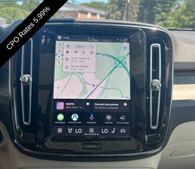 2023 Volvo XC40 B5 AWD Plus Dark Theme