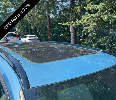2023 Volvo XC40 B5 AWD Plus Dark Theme
