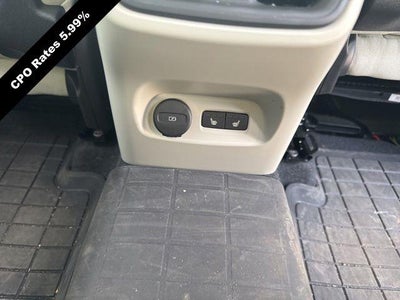 2023 Volvo XC40 B5 AWD Ultimate Dark Theme