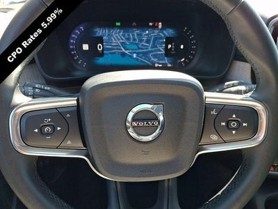 2023 Volvo XC40 B5 AWD Ultimate Dark Theme