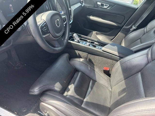 2024 Volvo V60 Cross Country B5 AWD Ultimate