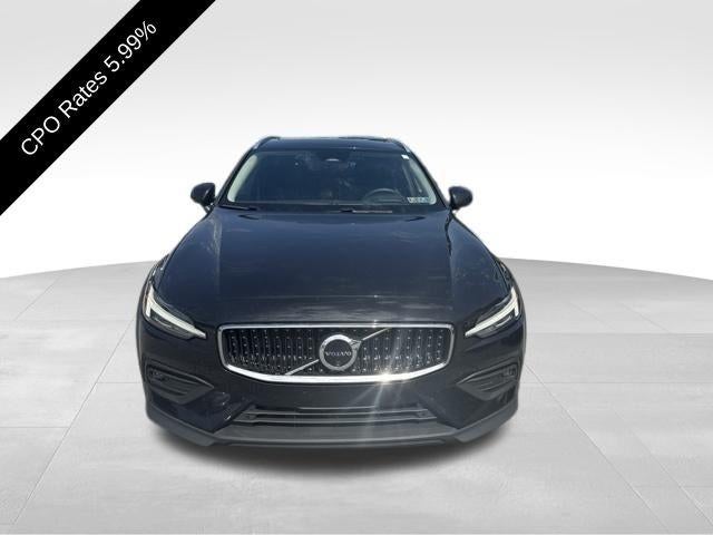 2024 Volvo V60 Cross Country B5 AWD Ultimate