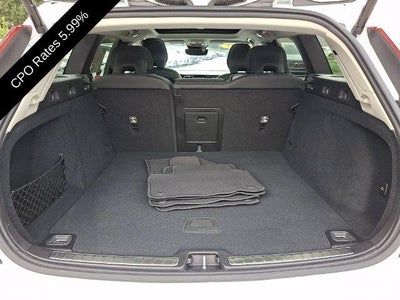 2025 Volvo V60 Cross Country B5 AWD Ultra
