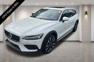 2025 Volvo V60 Cross Country B5 AWD Ultra