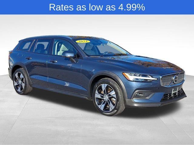 2024 Volvo V60 Cross Country B5 AWD Plus