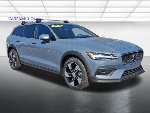 2024 Volvo V60 Cross Country B5 AWD Plus