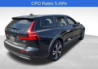 2024 Volvo V60 Cross Country B5 AWD Plus
