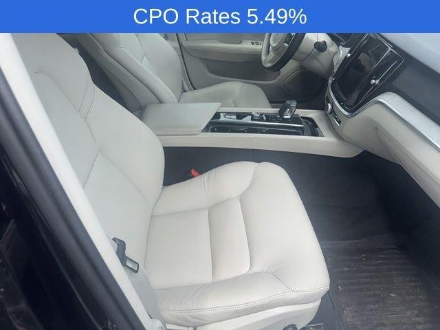 2024 Volvo V60 Cross Country B5 AWD Plus