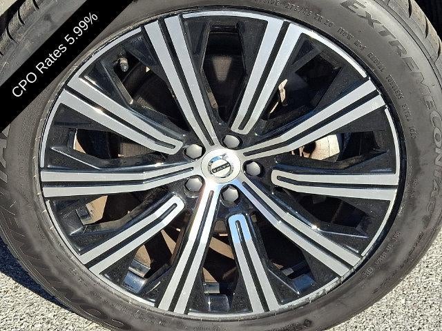 2025 Volvo XC90 B5 AWD Core 7-Seater