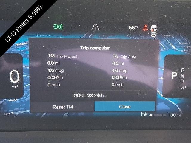 2025 Volvo XC90 B5 AWD Core 7-Seater