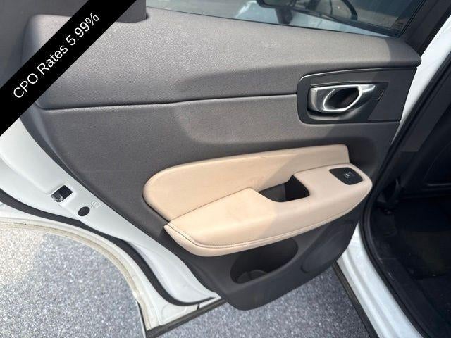 2026 Volvo XC60 B5 AWD Plus