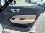 2026 Volvo XC60 B5 AWD Plus