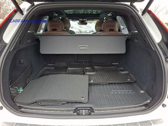 2025 Volvo XC60 B5 AWD Ultra