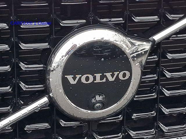 2025 Volvo XC60 B5 AWD Ultra